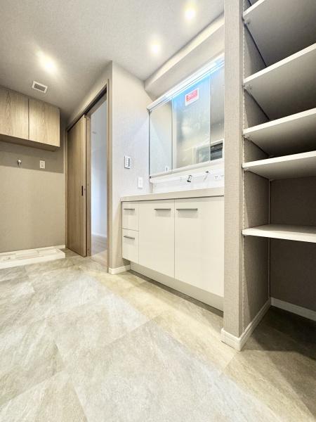 武蔵浦和ＳＫＹ＆ＧＡＲＤＥＮ