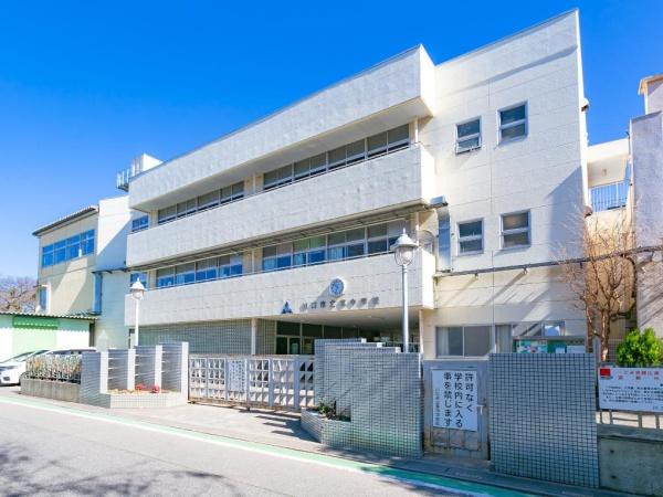 川口市大字大竹の土地(川口市立東中学校)