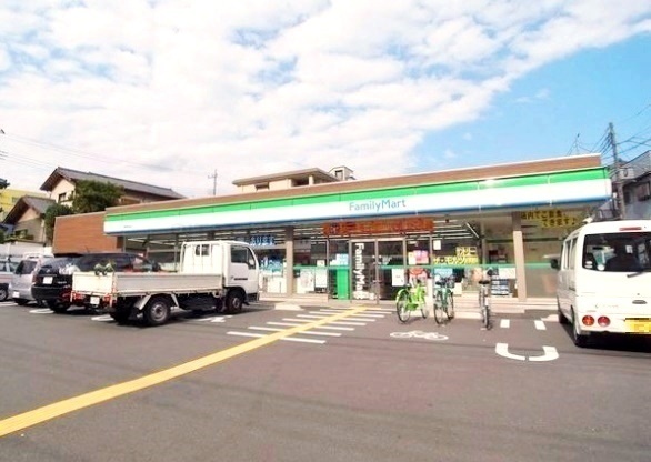 さいたま市浦和区本太３丁目の土地(ファミリーマート浦和本太店)