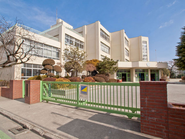 さいたま市大宮区大成町３丁目の土地(さいたま市立大成小学校)