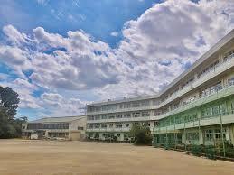 志木市柏町１丁目の中古一戸建て(志木市立志木中学校)