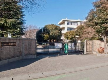 さいたま市岩槻区本丸１丁目の新築一戸建(さいたま市立岩槻中学校)