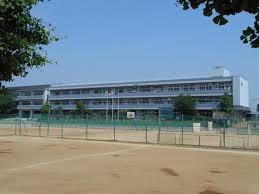 蓮田市上２丁目の中古一戸建て(蓮田市立蓮田中学校)