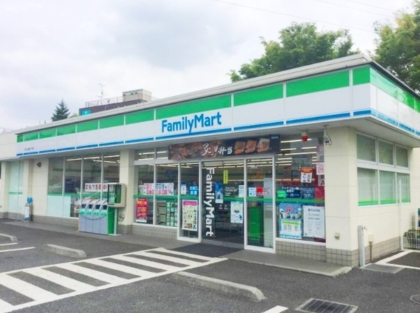 さいたま市大宮区三橋２丁目の中古一戸建て(ファミリーマート大宮三橋四丁目店)