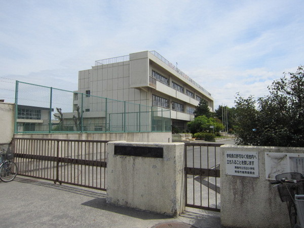 ライオンズガーデン多摩川河辺第二(青梅市立河辺小学校)