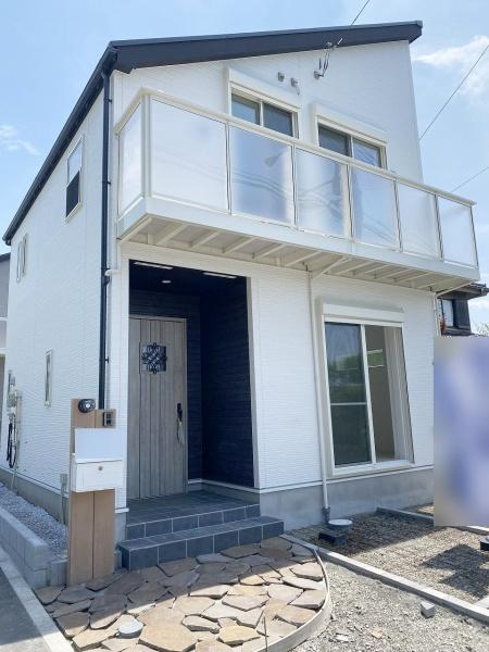 クレアガーデン羽村市川崎全2棟　A号棟