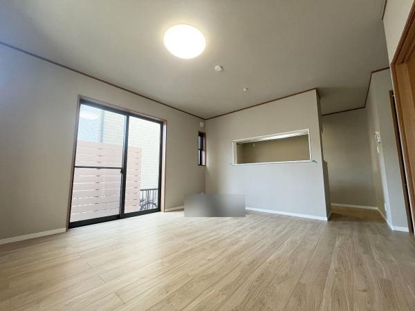 青梅市河辺町一丁目戸建