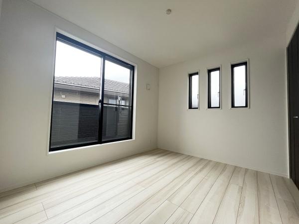 クレアガーデン羽村市羽東全1棟