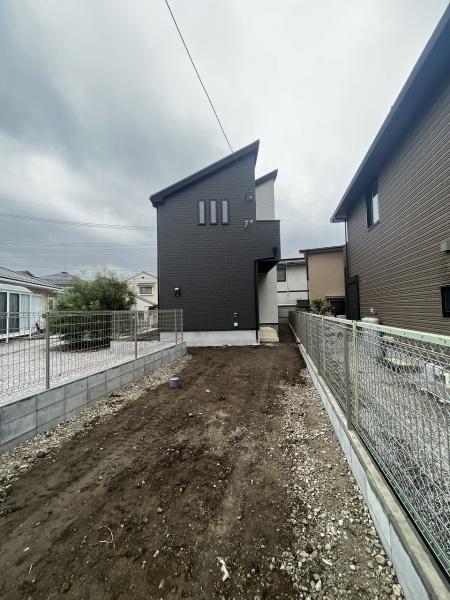 クレアガーデン羽村市羽東全1棟