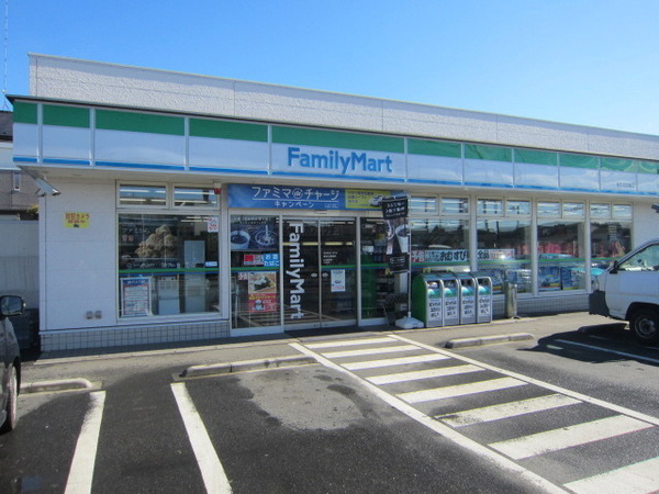KIS福生市北田園2期全3棟1号棟(ファミリーマート福生北田園店)