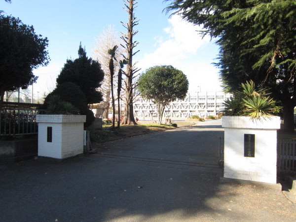 青梅市今井1丁目の中古一戸建て(青梅市立第三中学校)
