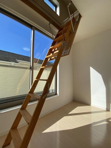 あきる野市原小宮２丁目の中古一戸建て