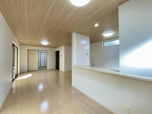 あきる野市原小宮２丁目の中古一戸建て