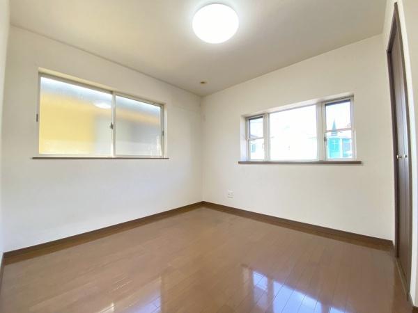 あきる野市草花の中古一戸建て