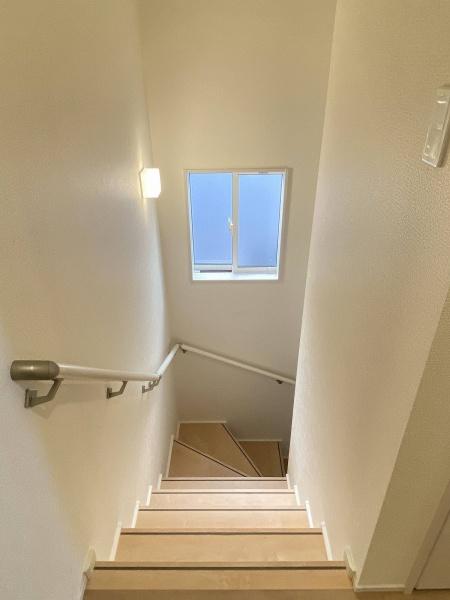 西多摩郡瑞穂町殿ヶ谷全4棟2号棟