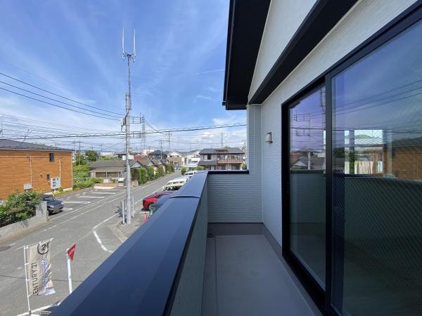 KIS青梅市新町6期全3棟1号棟(バルコニー)