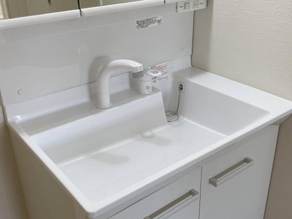 KIS青梅市新町6期全3棟1号棟(洗面台・洗面所)