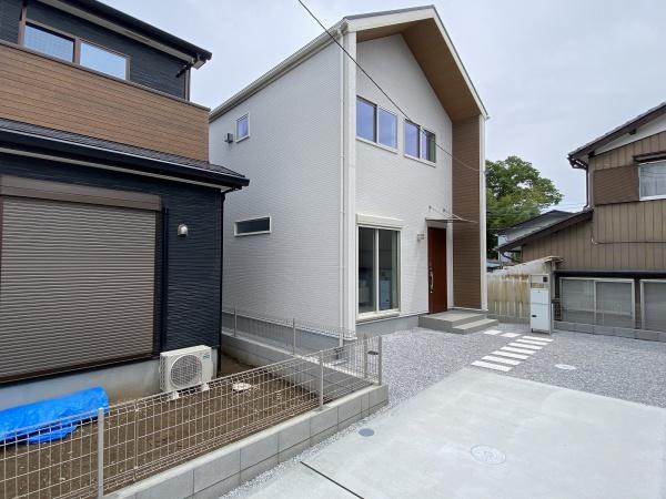 リナージュ日の出町平井２３－１期全6棟　2号棟