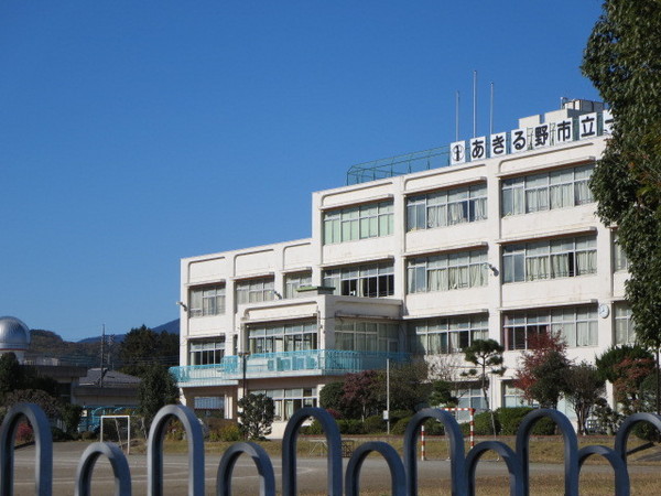リーブルガーデンあきる野引田第4期全2棟1号棟(あきる野市立一の谷小学校)