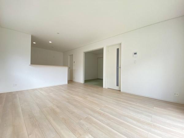 クレイドルガーデン瑞穂町箱根ケ崎第17全2棟2号棟