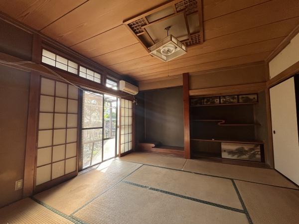 あきる野市伊奈　中古住宅
