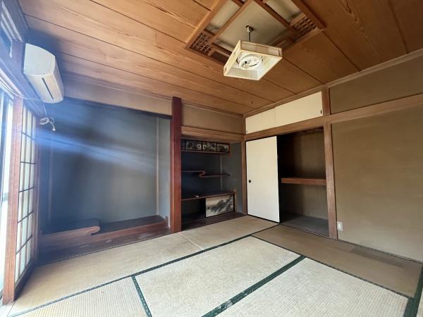 あきる野市伊奈　中古住宅