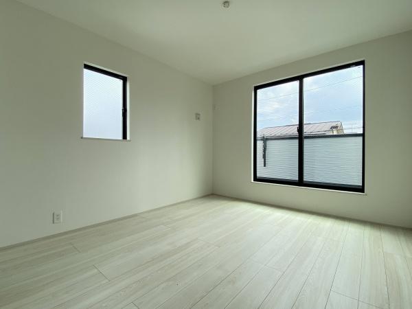 リナージュ青梅市新町２２－３期全8区画7号棟
