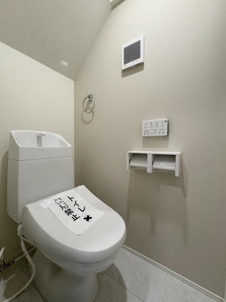 リナージュ瑞穂二本木24-1期全5区画5号棟(トイレ)