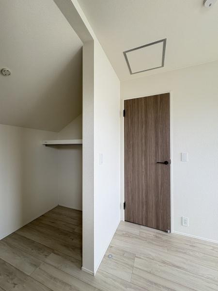 リナージュ瑞穂二本木24-1期全5区画5号棟(収納)