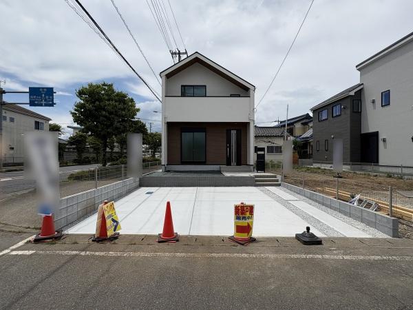 リナージュ瑞穂二本木24-1期全5区画5号棟(前面道路含む現地写真)