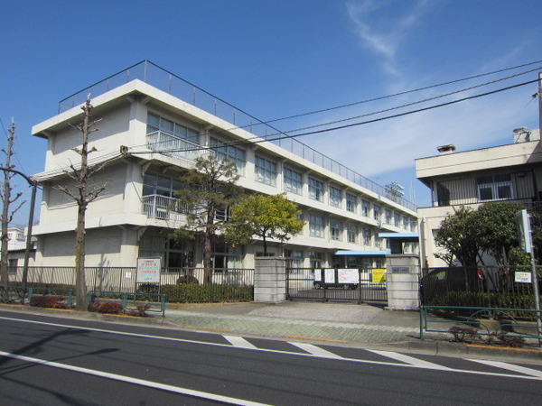 ファインクレスト福生(福生市立福生第一小学校)