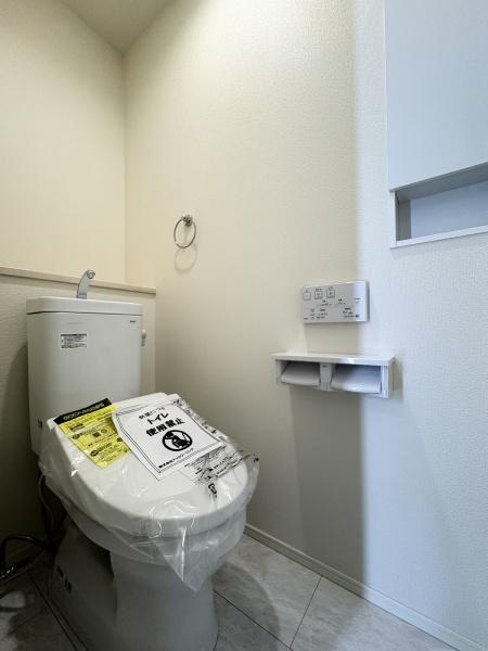 リナージュあきる野草花24-2期全3棟2号棟(トイレ)