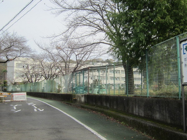 西多摩郡瑞穂町大字殿ケ谷の中古一戸建て(瑞穂町立瑞穂第五小学校)