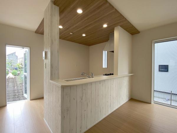 羽村市羽中2丁目全10棟9号棟