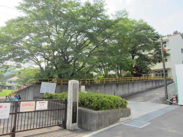 西多摩郡日の出町大字大久野の土地(日の出町立大久野小学校)