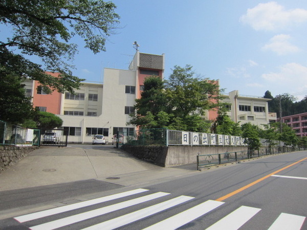 西多摩郡日の出町大字大久野の土地(日の出町立大久野中学校)