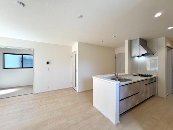 リーブルガーデン青梅長淵第4全7棟 6号棟(リビング)