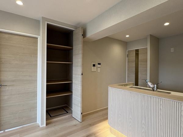 ライオンズマンション河辺東