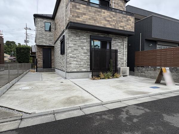 青梅市千ヶ瀬町3丁目の中古一戸建て(駐車場)