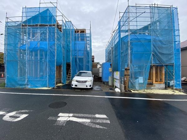 リーブルガーデン青梅大門第1期全2棟1号棟(前面道路含む現地写真)