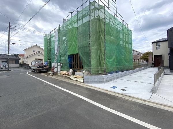 リーブルガーデンあきる野牛沼第4期全11棟8号棟(前面道路含む現地写真)