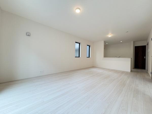 リーブルガーデンあきる野市野辺第6全2棟1号棟