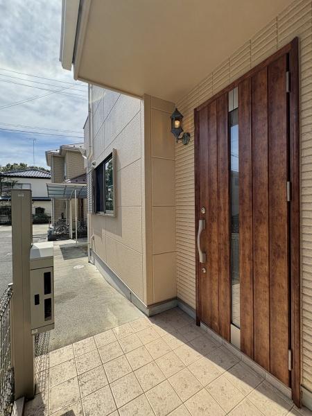 あきる野市牛沼の中古一戸建て(玄関)