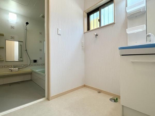 あきる野市牛沼の中古一戸建て(洗面台・洗面所)