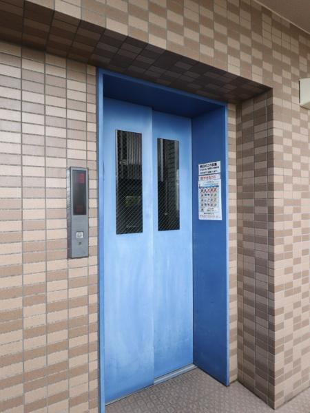 モナーク福生