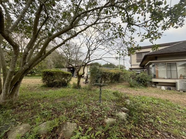 青梅市富岡2丁目の中古一戸建て(庭)