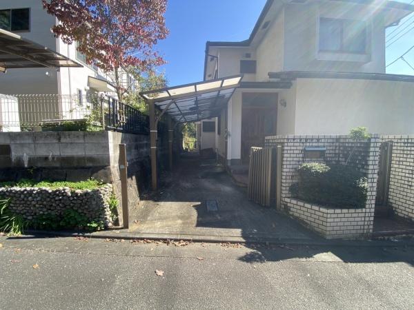 西多摩郡日の出町大字平井の中古一戸建て(駐車場)