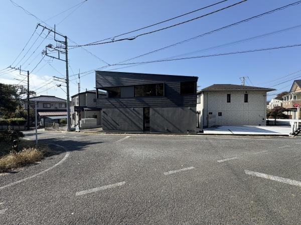 羽村市羽加美3丁目　四季の家