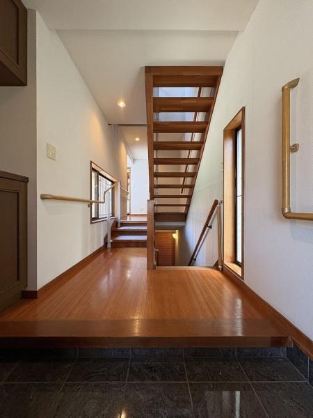 羽村市羽加美２丁目の中古一戸建て