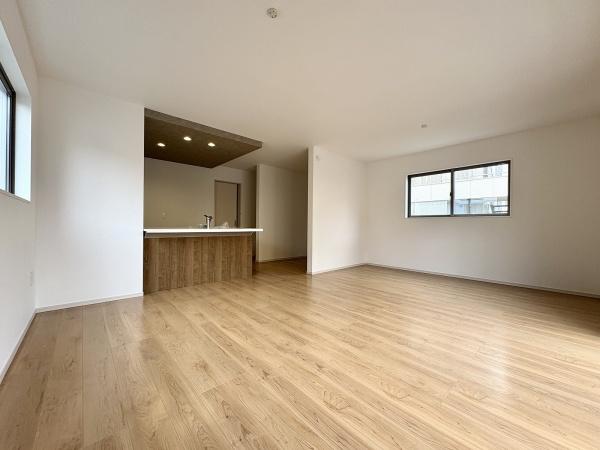 KIP青梅市河辺町1期全1棟1号棟